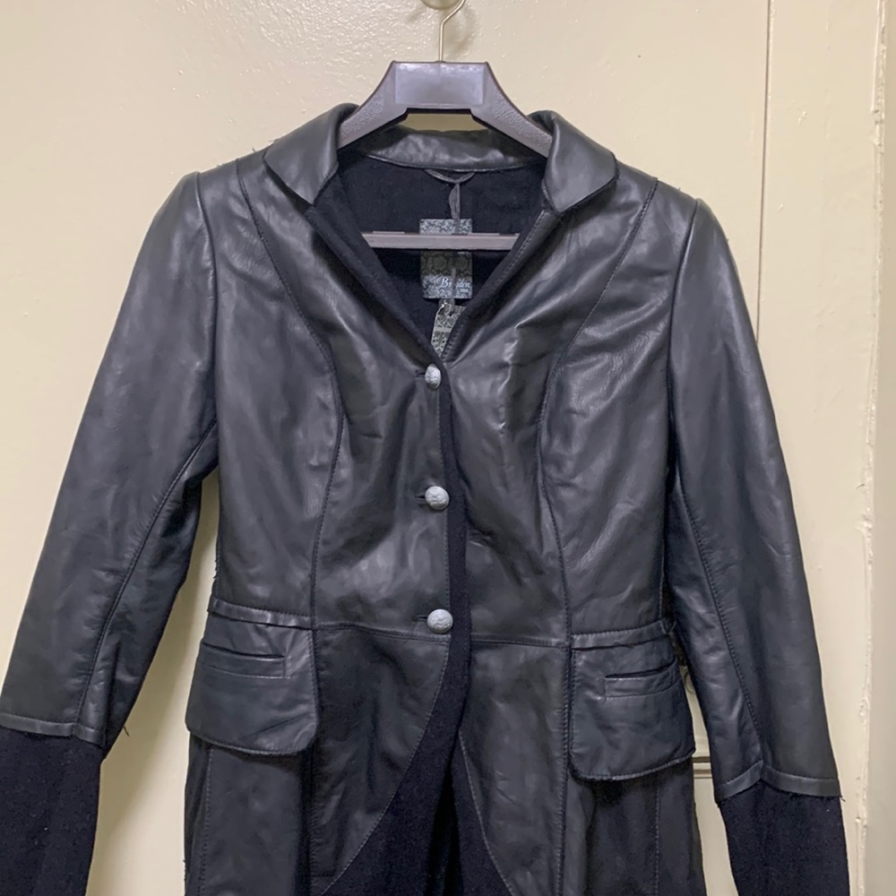 Layered lambs leather jacket "Sorina" by Brogden 1959 made in Italy.